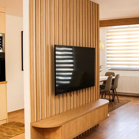 Daire Lux Snowflake Poljice